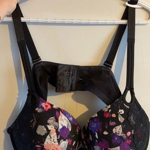 Torrid Bra, Size 46C.Used but in very good cond.
